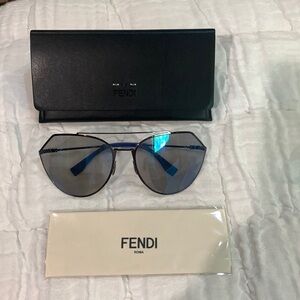 NWOT Men’s Fendi Sunglasses